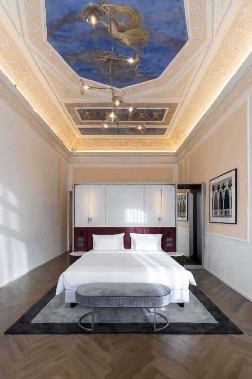 Voodi või voodid majutusasutuse Radisson Collection Hotel, Palazzo Nani Venice toas