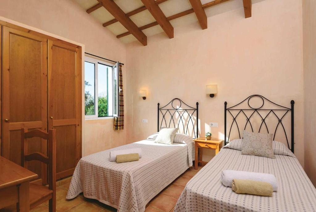 Booking.com: Villa Torre Petxina , Calan Bosch, España ...