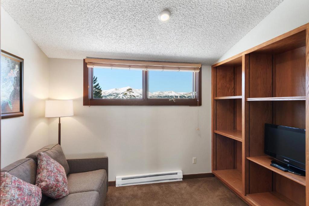 Gold Point Resort Breckenridge by Vacatia photo