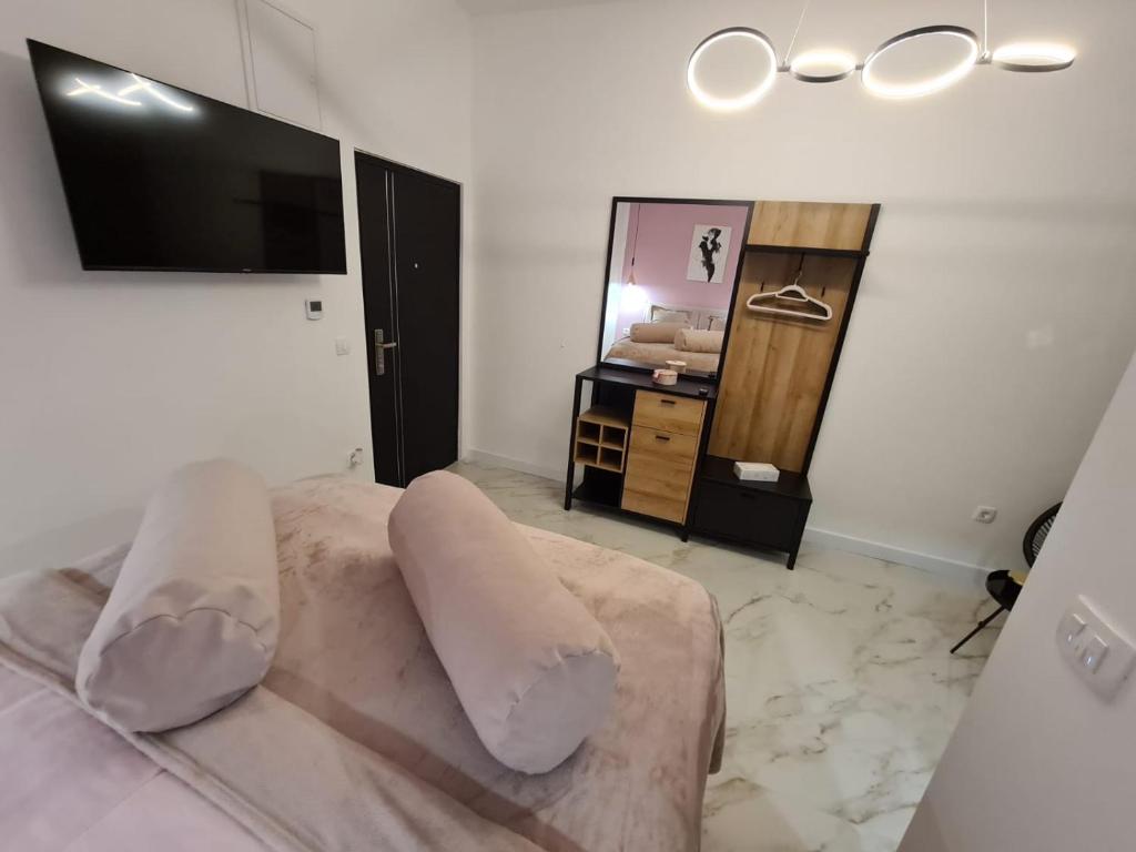 Premium class Room - free parking - 5