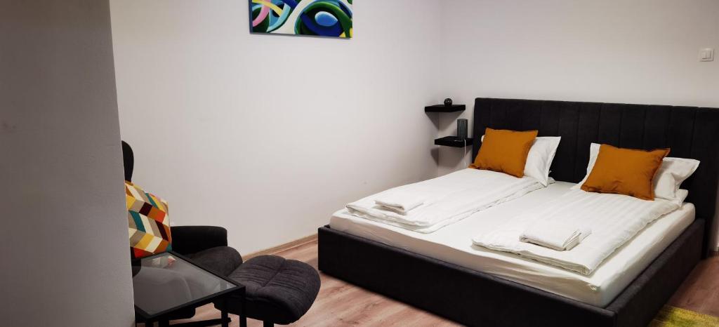 Focus Lux - Housity