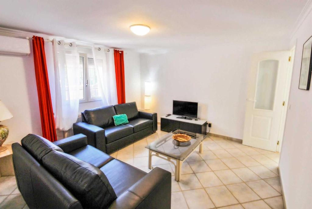 Susie, Moraira – Updated 2022 Prices