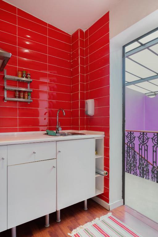 Purple Nest Hostel, Walencja – aktualne ceny na rok 2023