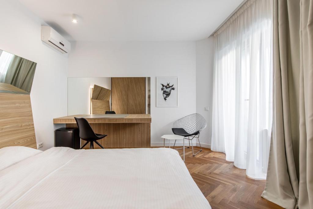 Aparthotel Blend City Center - Resim 35