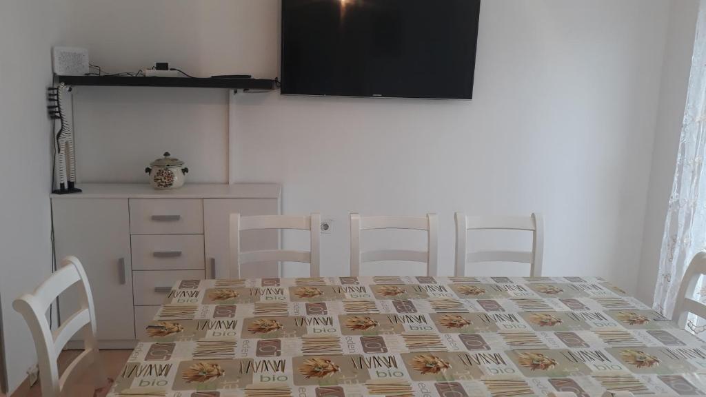Posteľ alebo postele v izbe v ubytovaní Apartment Umag Lukin