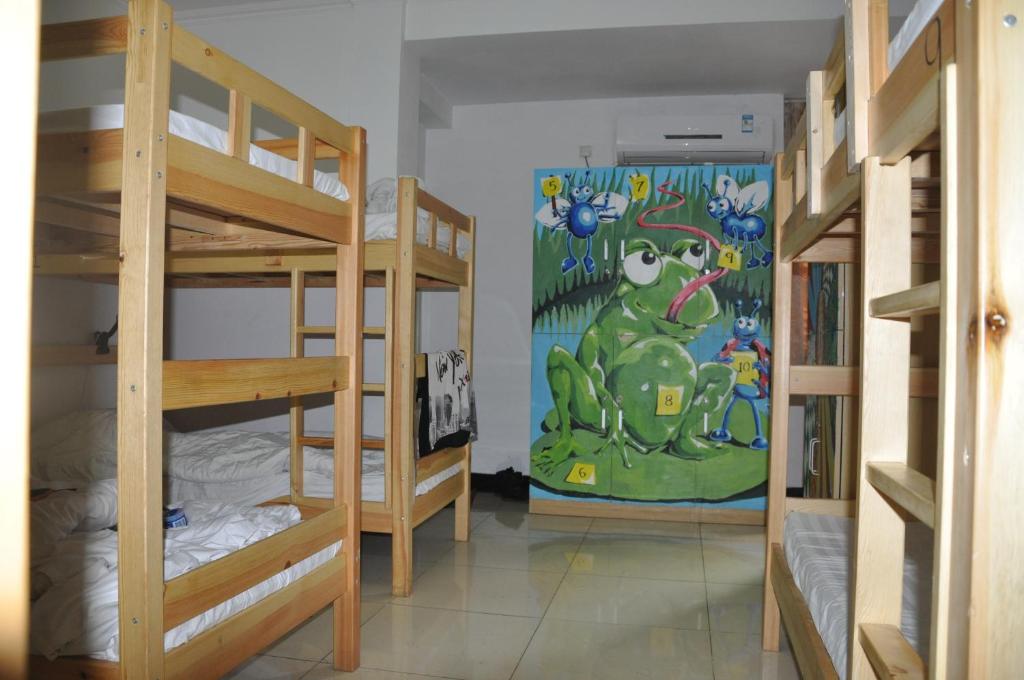 Three Legged Frog Hostel(Beijing Tian'anmen Dashilan), Beijing – Updated  2023 Prices