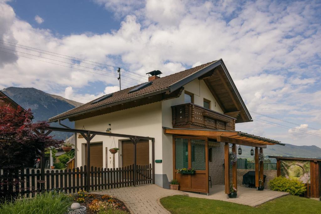Výhľad na hory alebo výhľad na hory priamo z apartmánu