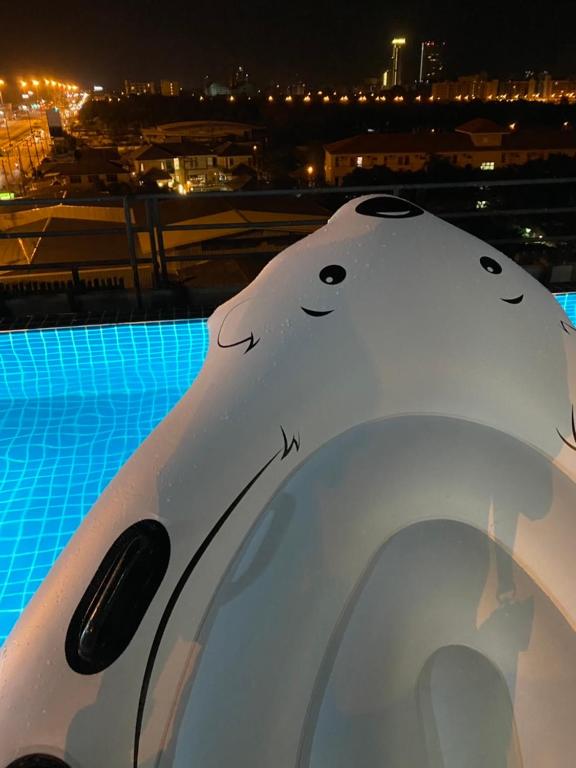 BEAR’S DEN HOTEL PATTAYA - Resim 31