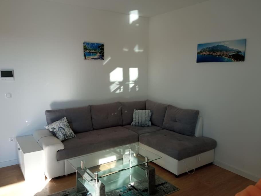 Posedenie v ubytovaní Modern 2+2 Apartment Zinfandel with beautiful view