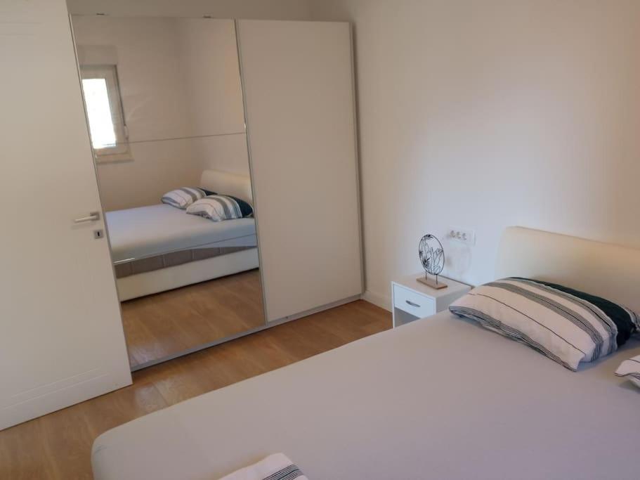 Posteľ alebo postele v izbe v ubytovaní Modern 2+2 Apartment Zinfandel with beautiful view