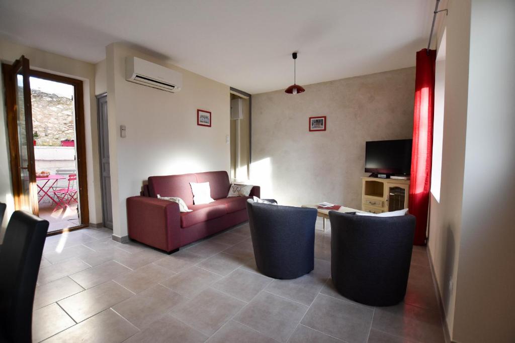 Zona d'estar a Coulège - Clim - Cour