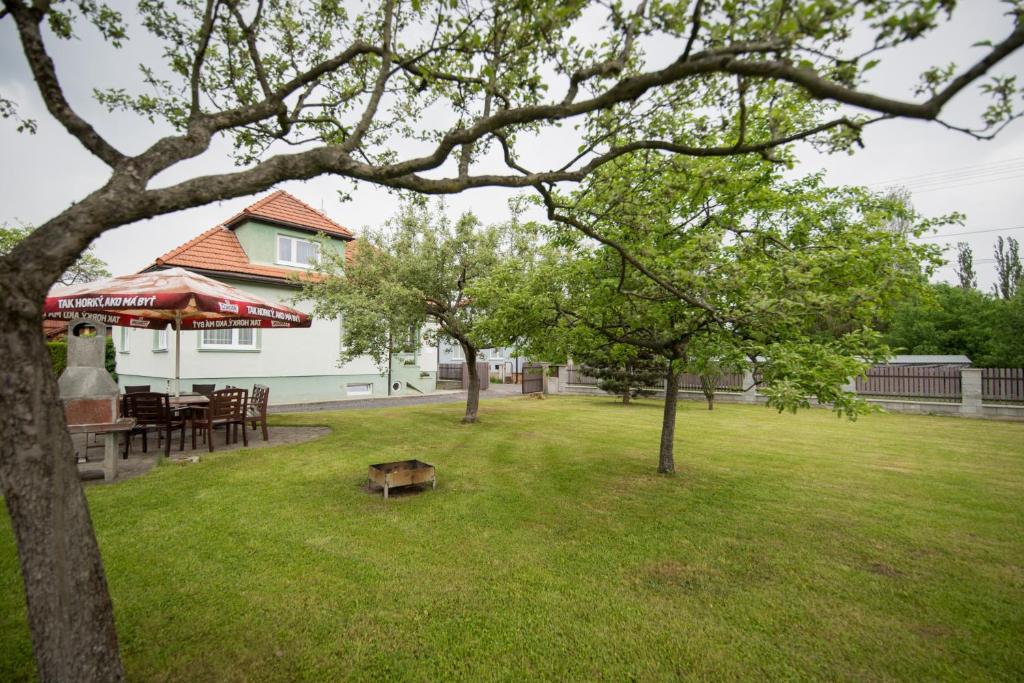 House VYPKA - Seven-Bedroom House