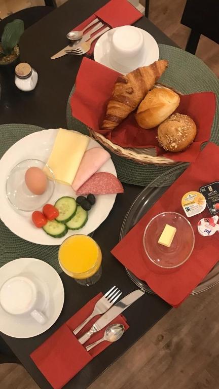 Jídlo v hotelu nebo okolí