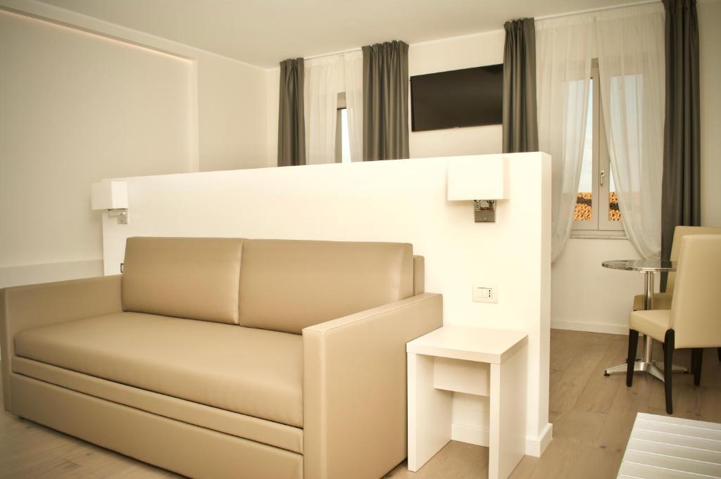 Hotel Boutique Castiglione del Lago - 湖景豪华双人或双床间