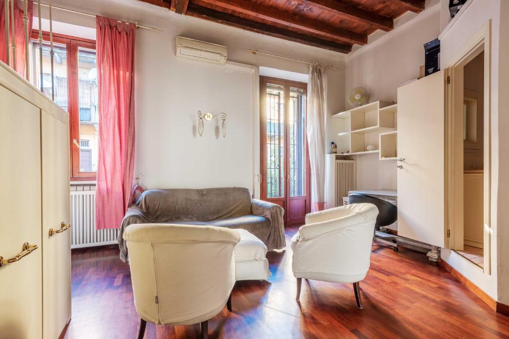 Booking.com: Appartamento Cozy and fancy studio on the Navigli by Easylife  , Milano, Italia - 12 Giudizi degli ospiti . Prenota ora il tuo hotel!