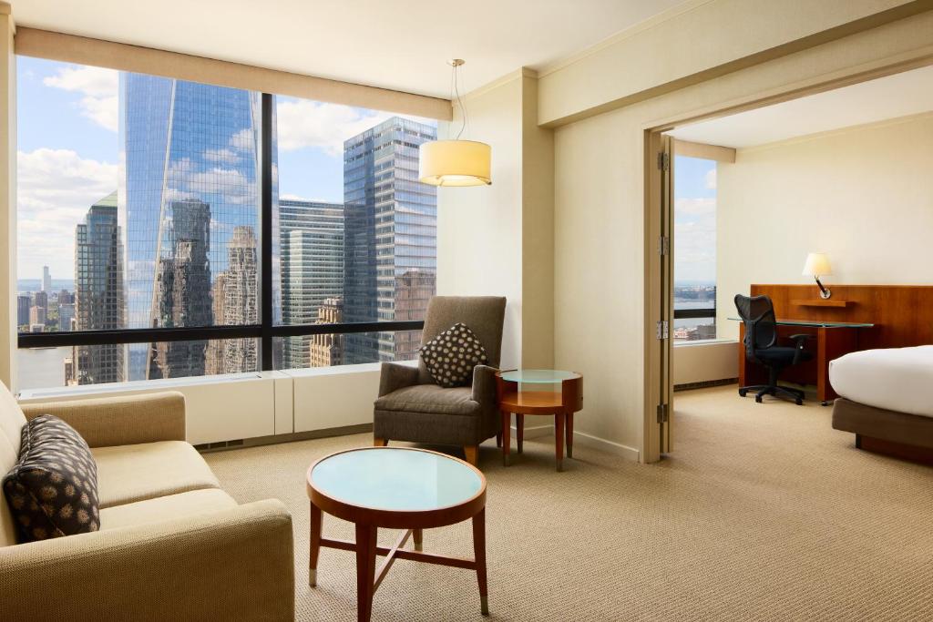 Millennium Downtown New York - One-Bedroom King Suite With Parlor