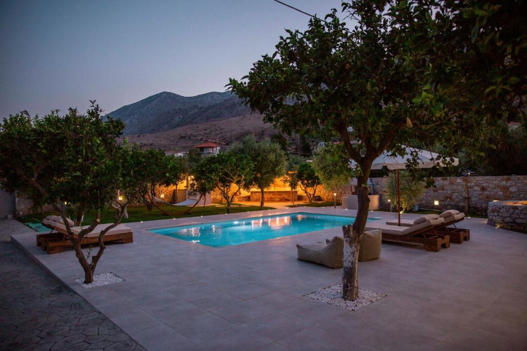 Kép Mani Luxury Villa with Private Pool szállásáról Khalíkia városában a galériában
