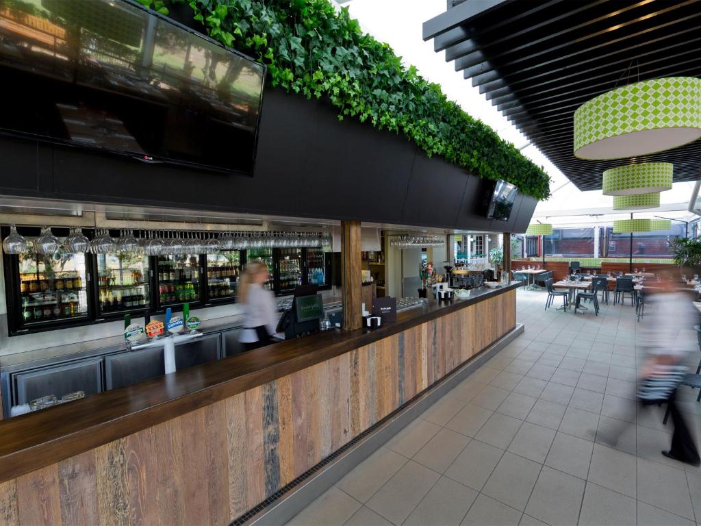 The Glen Hotel and Suites - Resim 15