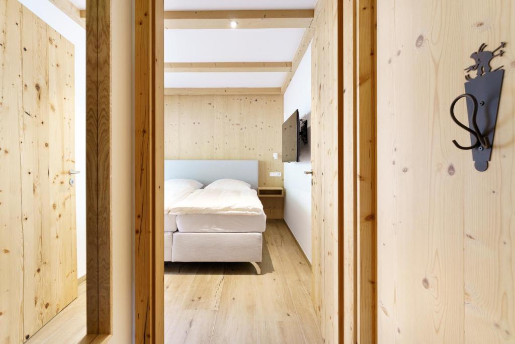 SCHWARZENBACH - Apartments & Rooftop Pool - 7