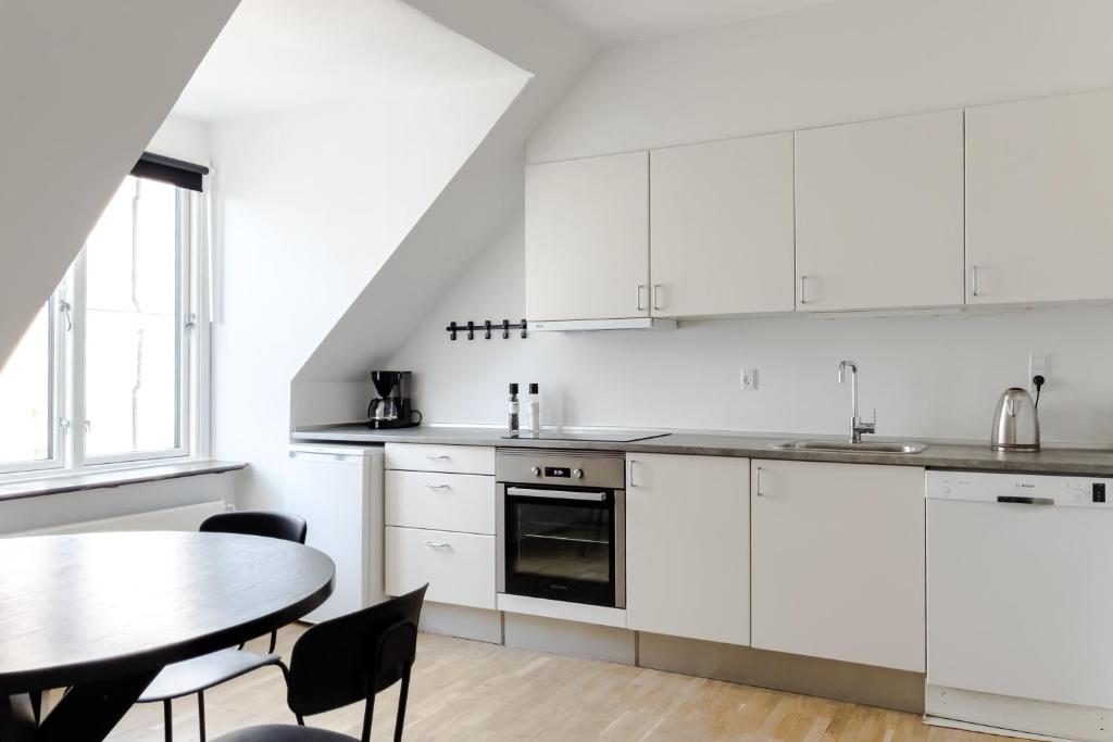 Perfect Flats in Superb Location by Strøget, the Metro & Attractions - Comfortable Apartment For 6 People