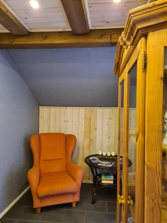 Posezení v ubytování Piratenbucht am Brombachsee