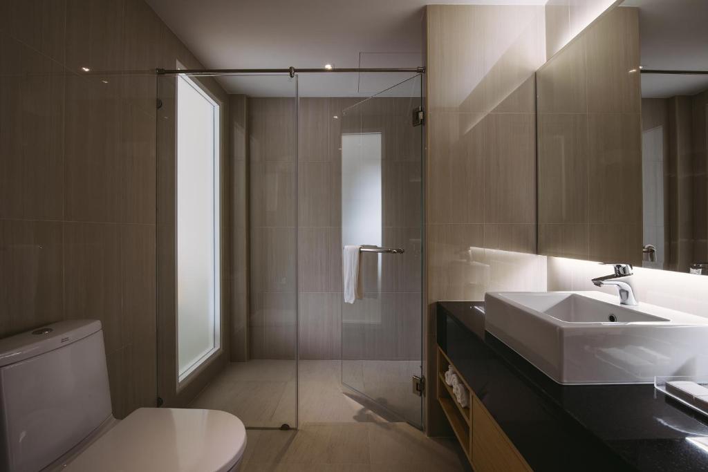 TIRAS Patong Beach Hotel - Resim 3