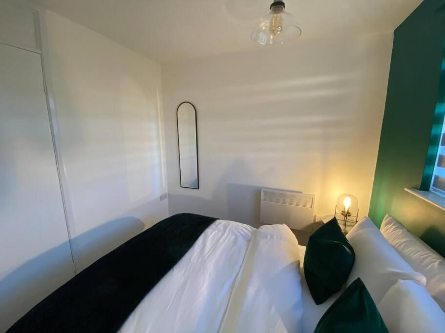Postel nebo postele na pokoji v ubytování Chester's Retreat