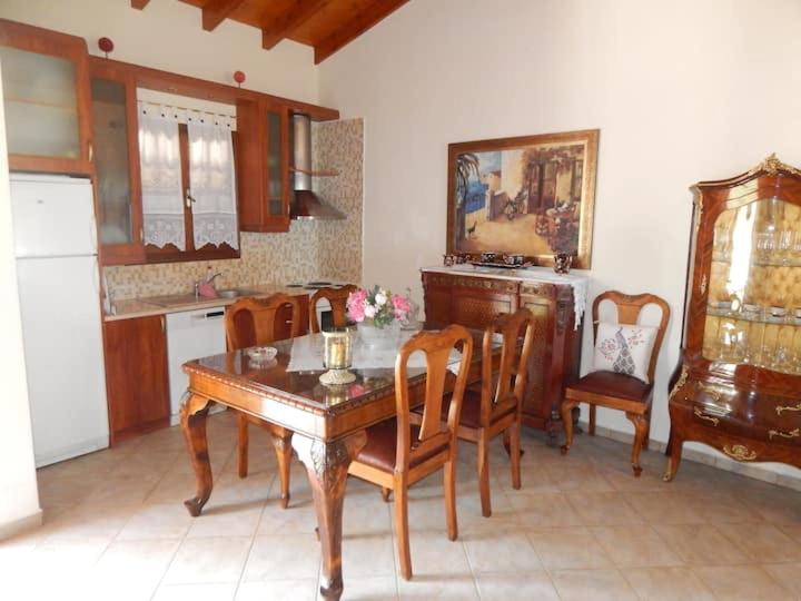 Kuchnia lub aneks kuchenny w obiekcie Horizon Blue, Kalamitsi, Lefkas