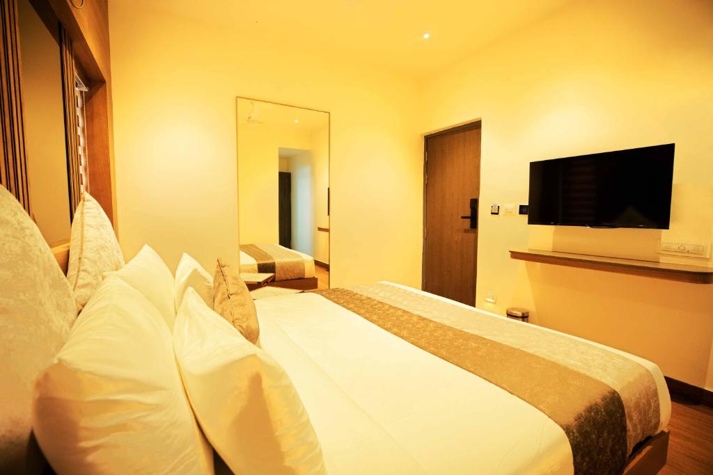 Livaana - Superior King Room