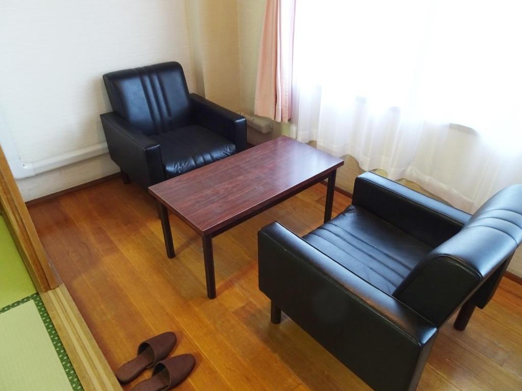 Posezení v ubytování 阿寺温泉 フォレスパ木曽あてら荘
