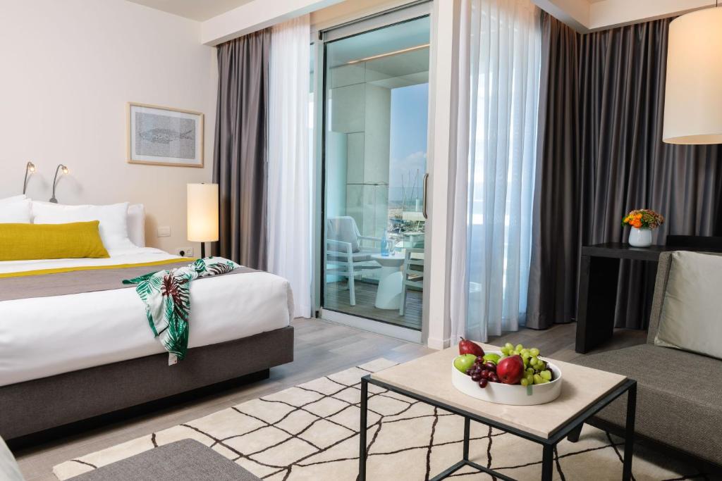 Herods Herzliya - Suite Ejecutiva Con Marina View And Balcony