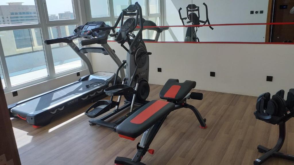 Fitness centrum a/nebo fitness zařízení v ubytování AL HAYAT HOTEL