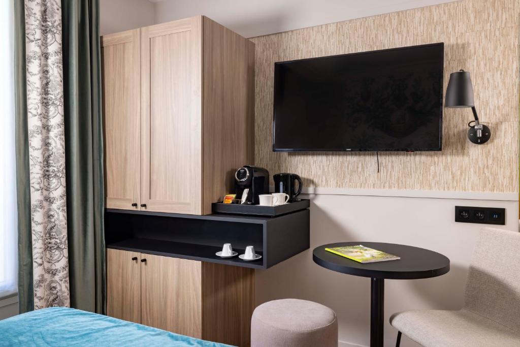 Grand Hôtel Lévêque - Resim 29