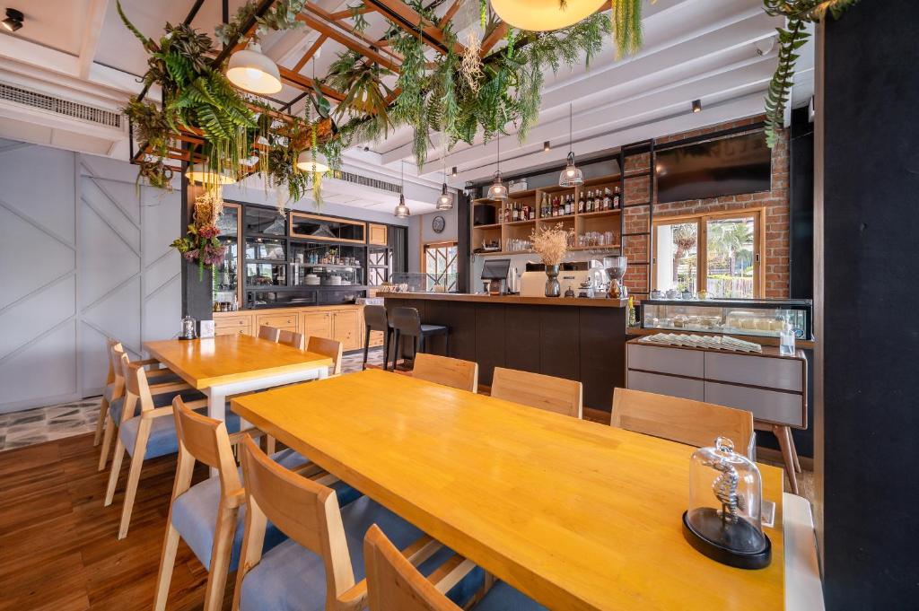 Manhattan Pattaya Hotel - SHA Extra Plus - Resim 16