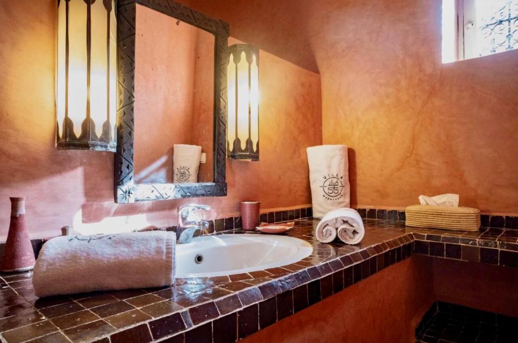 Postel nebo postele na pokoji v ubytování Villa Dar 55 - Berber House