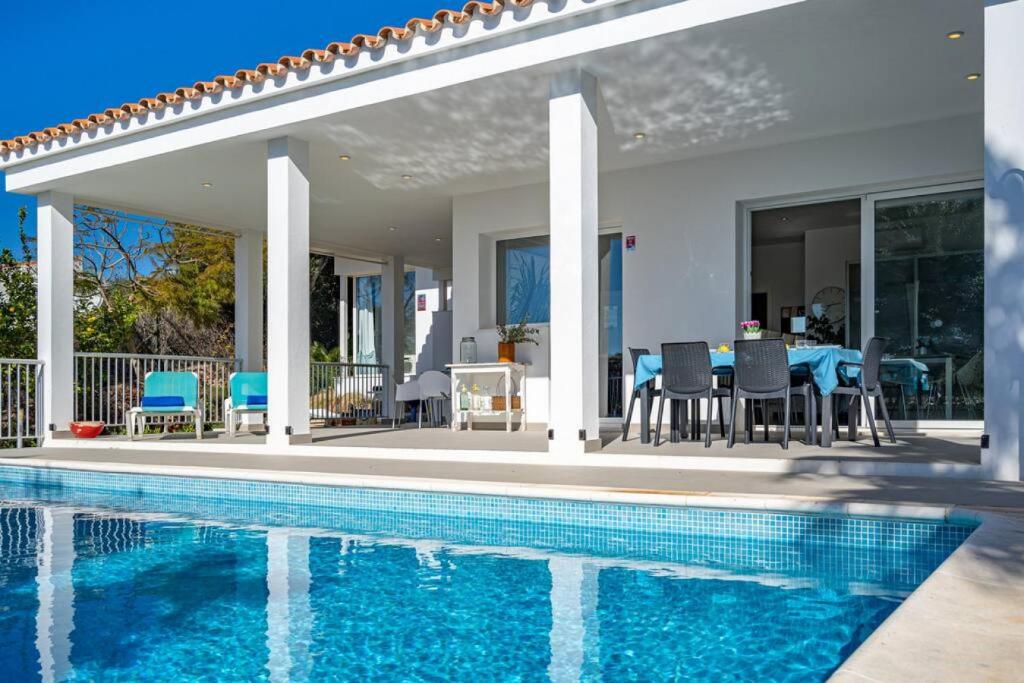 Villa Abril, Binisafua – Updated 2023 Prices