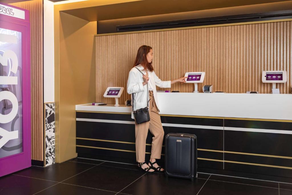 YOTEL Edinburgh - Resim 5