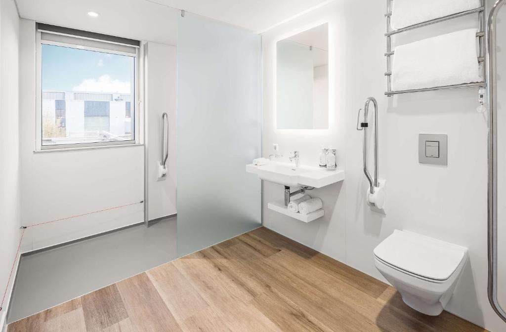 YOTEL Edinburgh - Resim 36