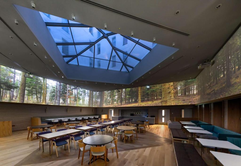 YOTEL Edinburgh - Resim 38