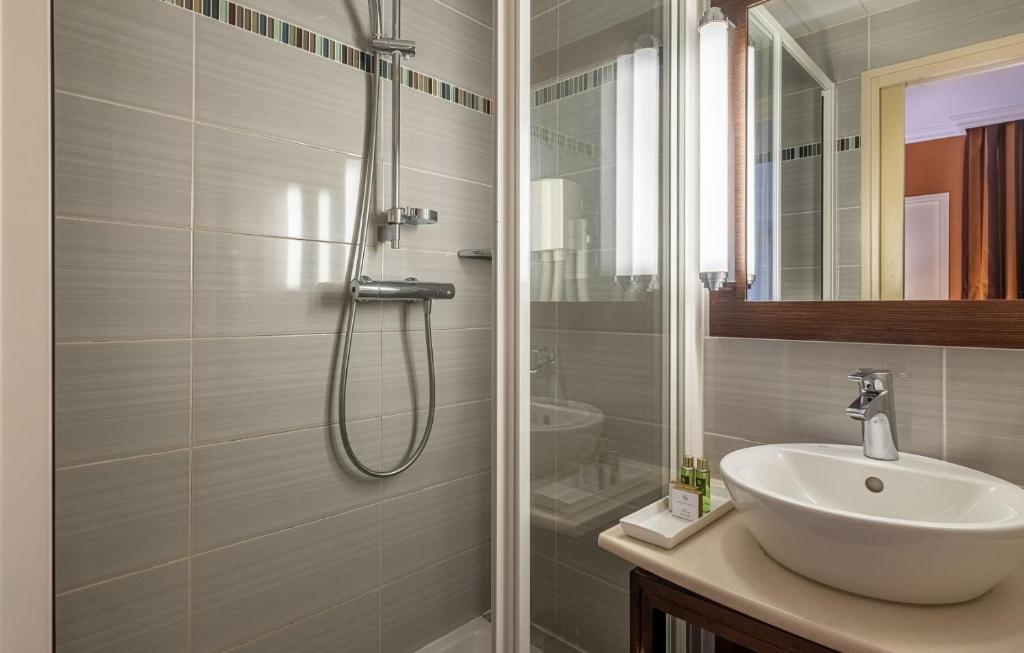 Hôtel 85 Saint Honore - Resim 23