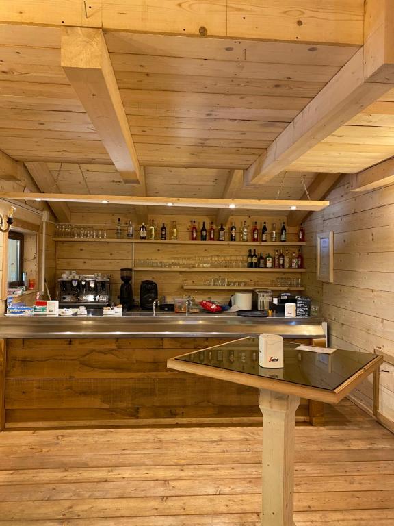 Kuchnia lub aneks kuchenny w obiekcie HOTEL CAMPO STELLA