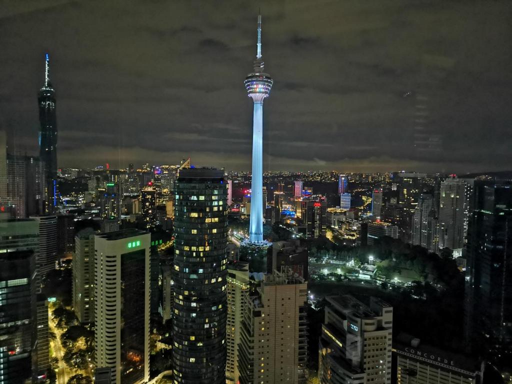 Sky Suites KLCC by Freedom HomeStay - Hizvo