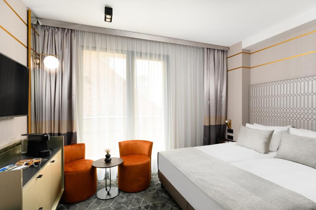 Emerald Hotel by Continental Group - Resim 27