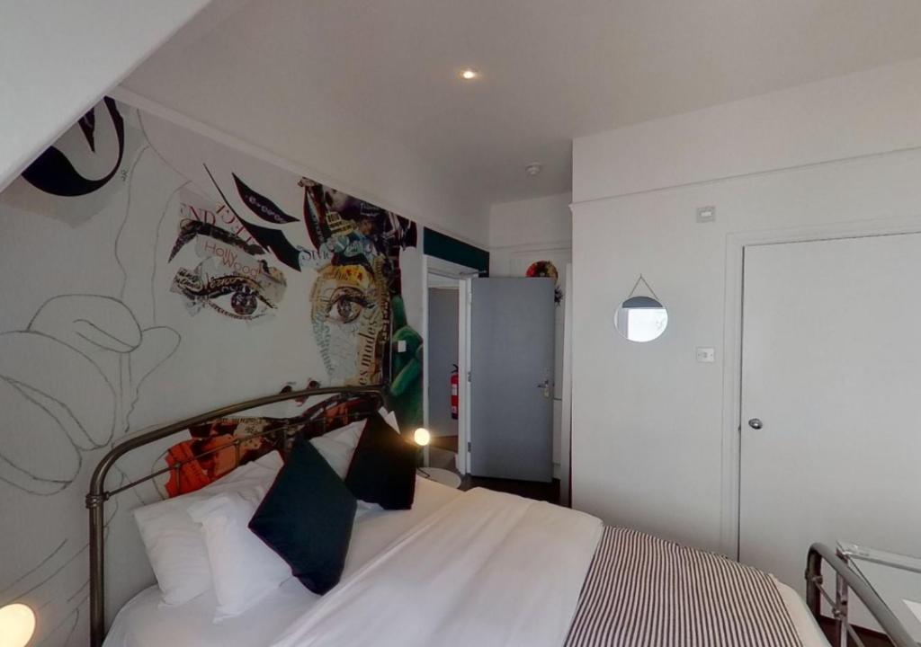 Hotel Nineteen - Resim 20