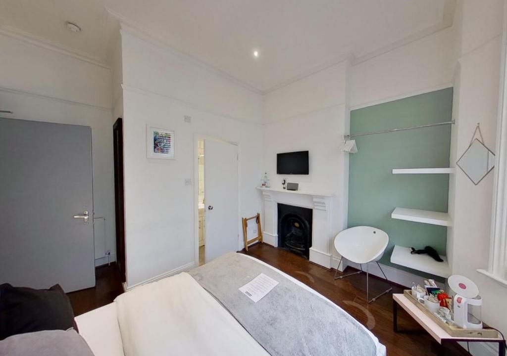 Hotel Nineteen - Resim 5