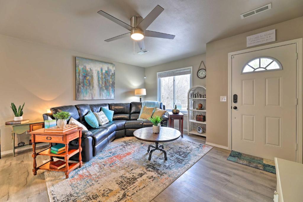 Fayetteville Home with Patio Less Than 2 Mi to U of A!, Fayetteville –  Updated 2022 Prices