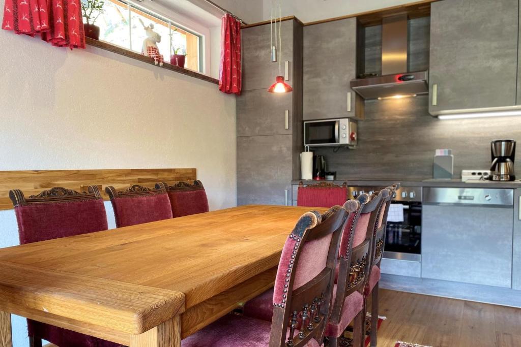 Kuchyň nebo kuchyňský kout v ubytování Chalet Salzburg, Dienten