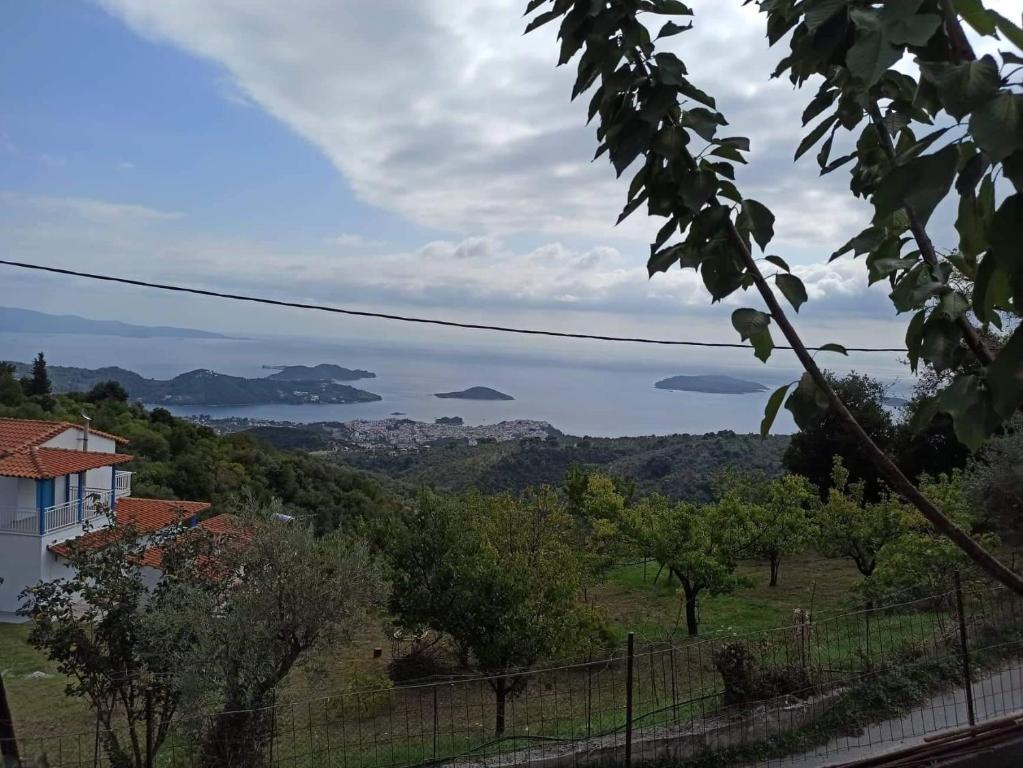 a view of the ocean from a house at Alexandra's Studios in Kechria