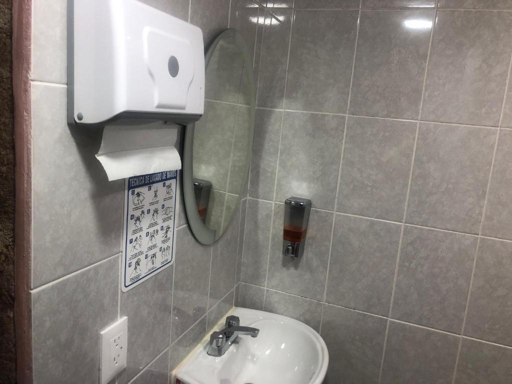 Koupelna v ubytování Hotel CALLI YOLOTL Teotihuacan