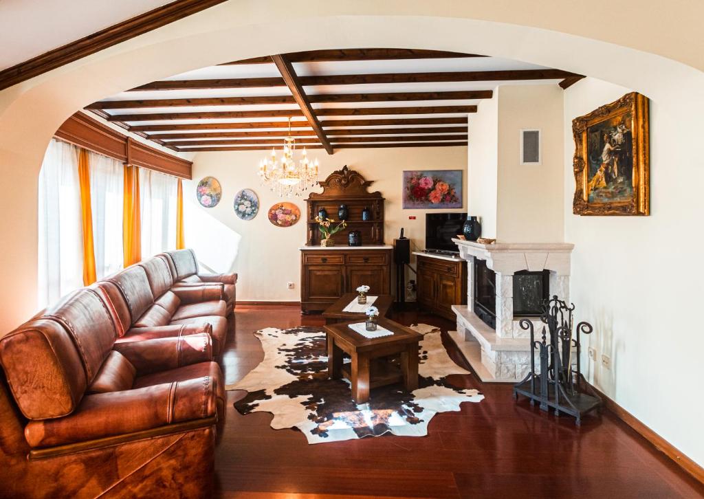 Azores Apartment - Three-Bedroom Apartment